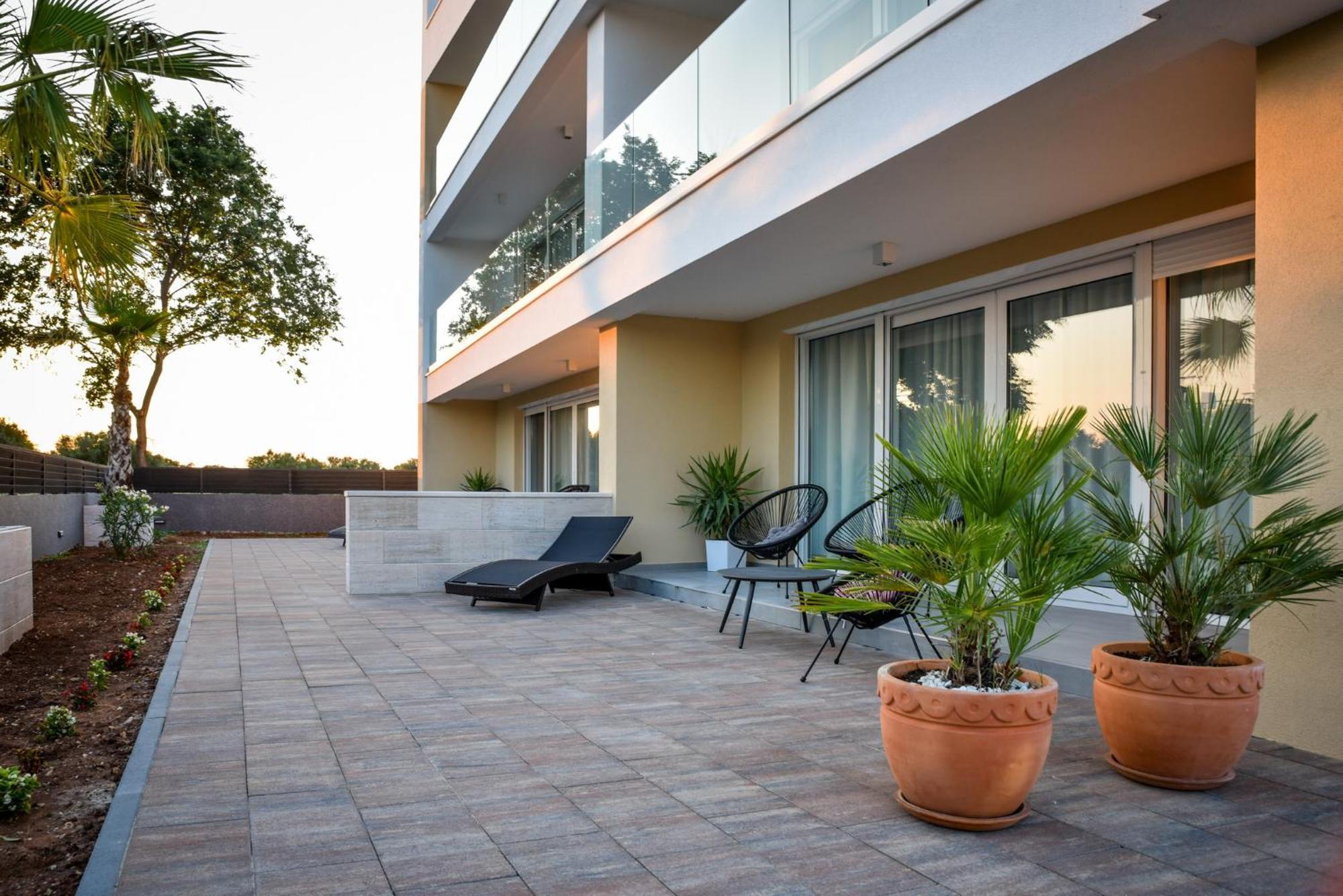 Luxury Apartments La Perla Bibinje Buitenkant foto
